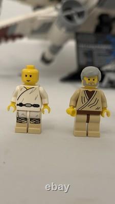 Lego Star Wars Lot Of 31 Minifigures And Ships Vintage