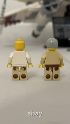 Lego Star Wars Lot Of 31 Minifigures And Ships Vintage