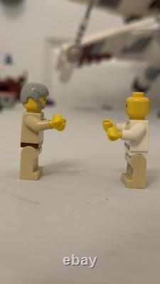 Lego Star Wars Lot Of 31 Minifigures And Ships Vintage