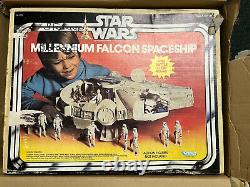 Millennium Falcon vintage original with box Complete. Kenner Star Wars