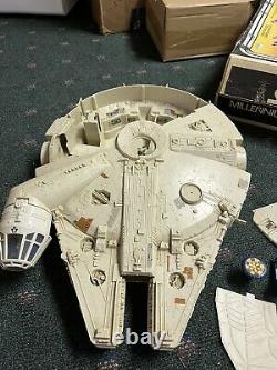 Millennium Falcon vintage original with box Complete. Kenner Star Wars