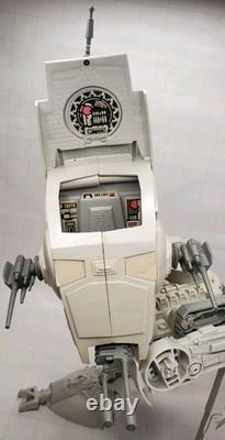 Mint Vintage 1982 Kenner AT-ST Scout Walker Vehicle with Return of the Jedi Box