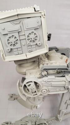 Mint Vintage 1982 Kenner AT-ST Scout Walker Vehicle with Return of the Jedi Box