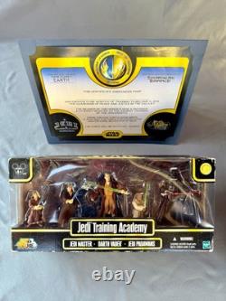 New Sealed Hasbro Star Wars JEDI TRAINING ACADEMY + Vintage Disneyland Diploma