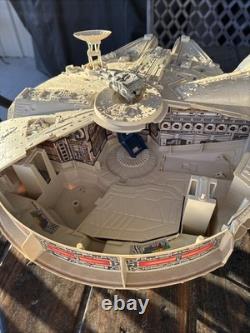 Star Wars 1979 Millennium Falcon Kenner Products. Vintage