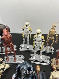 Star Wars Clone Wars 3.75 Figures 11 Trooper Lot Droids Ton of Accessories