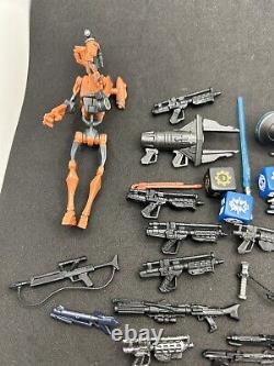 Star Wars Clone Wars 3.75 Figures 11 Trooper Lot Droids Ton of Accessories