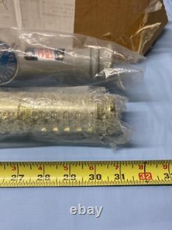 Star Wars George Lucas' Super Live Adventure NOS 1992 Lightsabers X 2