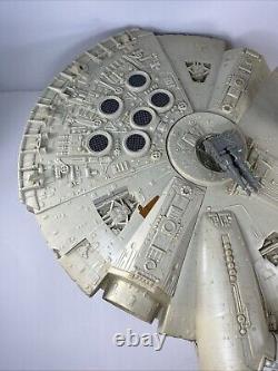Star Wars Millenium Falcon Space Ship Vintage 1979 for parts display pls read