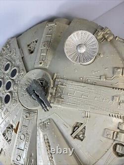 Star Wars Millenium Falcon Space Ship Vintage 1979 for parts display pls read