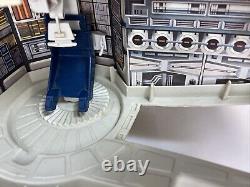 Star Wars Millenium Falcon Space Ship Vintage 1979 for parts display pls read