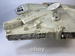 Star Wars Millenium Falcon Space Ship Vintage 1979 for parts display pls read