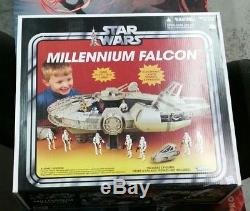 Star Wars Millenium Falcon Vintage Collection 2012 Toys R Us Exl. SEALED