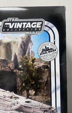 Star Wars The Vintage Collection Galaxy's Edge Millennium Falcon Smuggler's Run