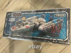 Star Wars The Vintage Collection Y-Wing Fighter 2011 Toys R Us Exclusive SEALED