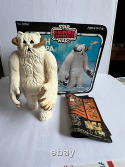 Star Wars Vintage 1981 KENNER Empire Strikes Back Hoth Wampa with NICE BOX