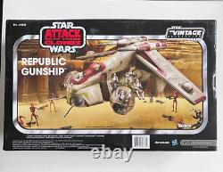 Star Wars Vintage Collection Attack Of The Clones Republic Gunship NEW