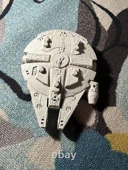 Star wars vintage space ship and 3 action figures! Luke skywalker, Darth vader