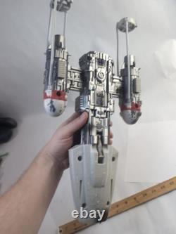 VERY RARE! Star Wars Vintage 1999 Hasbro Y-Wing Fighter, With Figure