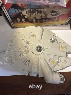 Vintage 1977 Star Wars Empire Strikes Back Millennium Falcon Spaceship