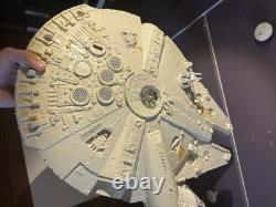 Vintage 1977 Star Wars Empire Strikes Back Millennium Falcon Spaceship