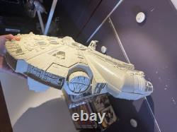 Vintage 1977 Star Wars Empire Strikes Back Millennium Falcon Spaceship