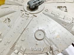 Vintage 1979 Kenner Star Wars Millennium Falcon with Original Box Spaceship
