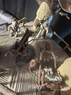 Vintage 1983 Kenner Star Wars Ewok Village Complete Playset + 9 Figures