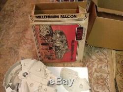 Vintage 1983 ROTJ Kenner Star Wars Millennium Falcon Near Complete with Box