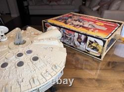 Vintage Empire Strikes Back Millennium Falcon Kenner 1980 withBox! Minty Color