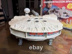 Vintage Empire Strikes Back Millennium Falcon Kenner 1980 withBox! Minty Color