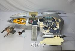 Vintage Hasbro Star Wars Episode 1 Naboo Royal Starship Electronic w Box 1999