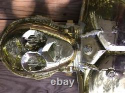 Vintage Original 1977-1985 Kenner Star Wars C-3PO Case And 18 Figurines