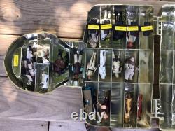 Vintage Original 1977-1985 Kenner Star Wars C-3PO Case And 18 Figurines