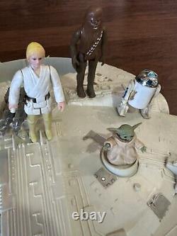 Vintage Original 1979 Star Wars Kenner Millennium Falcon With Characters (2C)