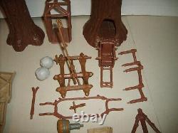 Vintage STAR WARS EWOK VILLAGE FIGURE PLAYSET PARTS LOT RETURN OF THE JEDI