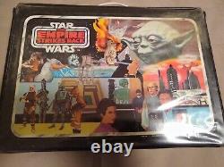 Vintage STAR WARS action figures with carrying case 17 figures and weapons