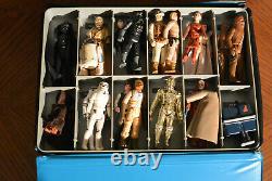 Vintage Star Wars 1977 Vinyl case with lots of vintage Figures