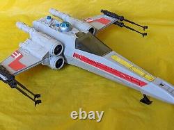 Vintage Star Wars BATTLE DAMAGED X WING FIGHTER w box working Kenner 1978