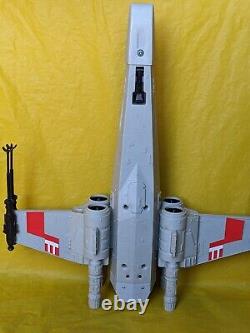 Vintage Star Wars BATTLE DAMAGED X WING FIGHTER w box working Kenner 1978