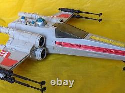 Vintage Star Wars BATTLE DAMAGED X WING FIGHTER w box working Kenner 1978