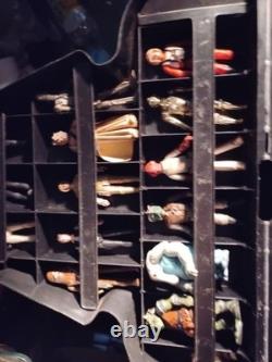 Vintage Star Wars Darth Vader Case Full Of Vintage Figures (31)