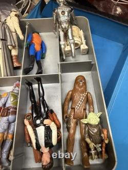 Vintage Star Wars Figures And Carrying Case