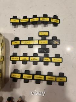 Vintage Star Wars Kenner 1983 C-3PO Action Figure Carrying Case with 12 Figures