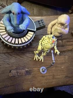 Vintage Star Wars Max Rebo Band 3 Figure Set + Organ & Mic Stand (1983)