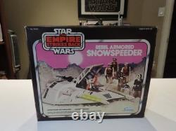Vintage Star Wars Rebel Armored Snowspeeder the ESB Canadian Box