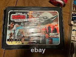 Vintage Star Wars figures first 21 with case 1977